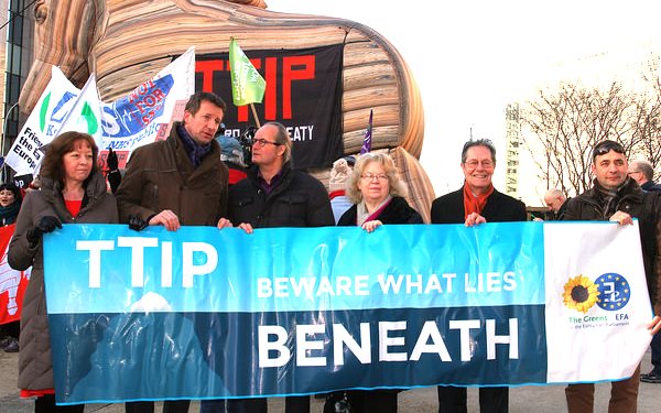 photo of TTIP: MPs demand transparency and 'right to regulate' image