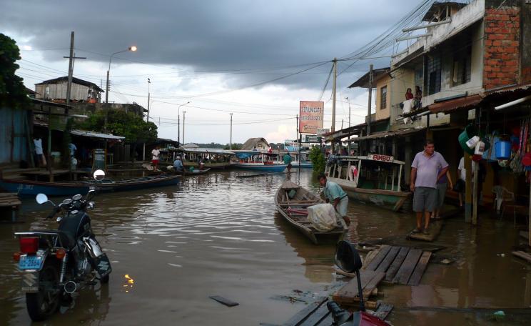 Inundación en Yarinacocha