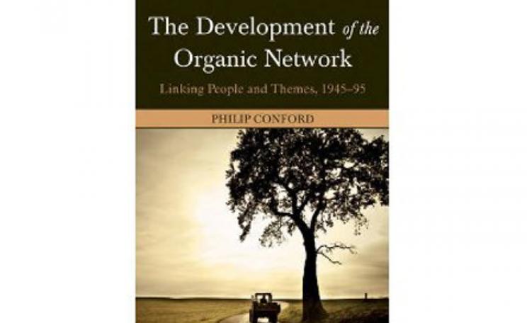 The Development of the Organic Network: Linking People and Themes, 1945-95