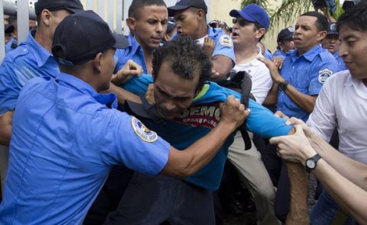 Violence breaks out at a 2013 protest against Nicaragua's canal project. Photo: Jorge Mejía Peralta via Flickr.
