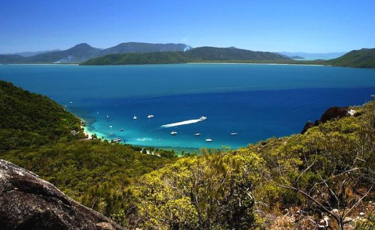 Aboriginal stories say Fitzroy Island on the Great Barrier Reef was connected to the mainland. It was, at least 10,000 years ago. Felix Dziekan via Flickr (CC BY-NC-SA) / felixtravelblog.de.