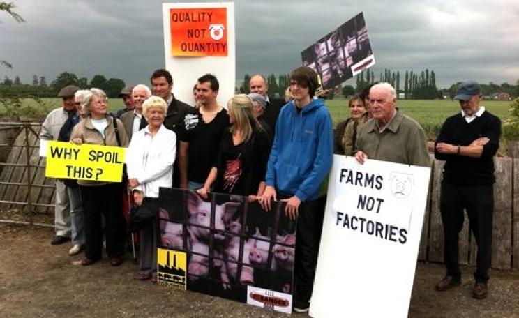Protestors against the proposed 25,000-pig factory farm at Foston, Derbyshire. Photo: Farms not Factories.
