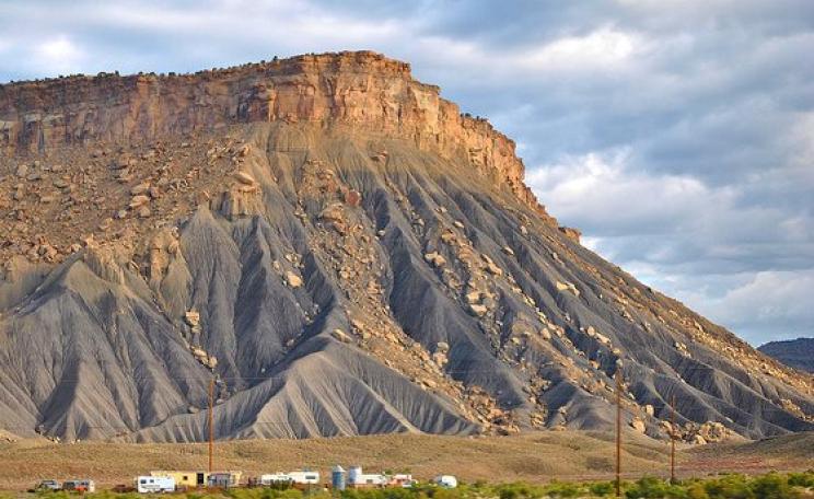 Utah's Book Cliffs are no empty wasteland - but that's what the tar sands industry is set to turn them into. Photo:  Loco Steve via Flickr (CC BY).
