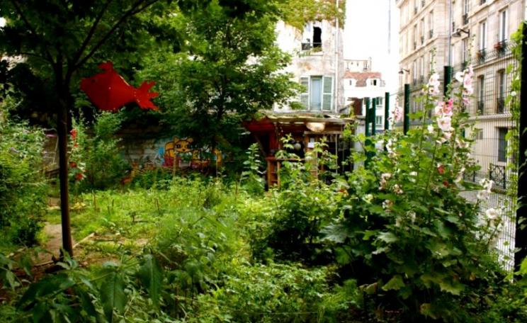 The Bois Dormoy is a unique green oasis in the heart of metropolitan Paris and its multicultural community. It should be treasured, not destroyed! Photo; via Bois Dormoy on Facebook.