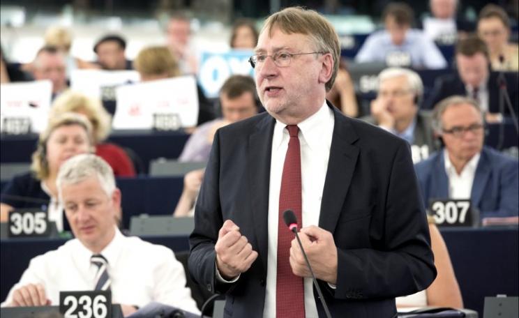 Rapporteur Bernd Lange: 'we have given clear guidance for the Commission on what kind of deal we want. And if, at the end of the day, the agreement is bad, we will reject it. If it's good, we will vote in favour.' Photo: European Parliament.