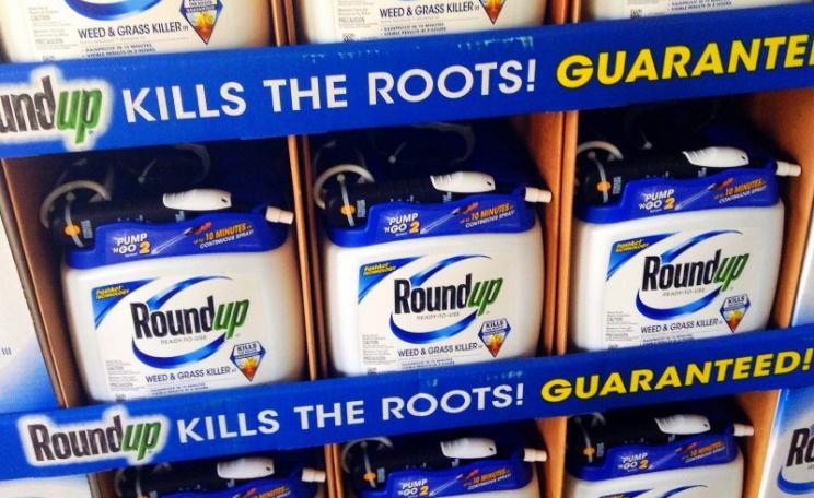 RoundUp by Monsanto. Photo: Mike Mozart of TheToyChannel and JeepersMedia on YouTube via Flickr (CC BY).