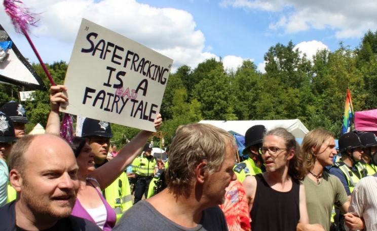 'Safe fracking is a bad fairy tale' - banner at the community blockade in Balcombe, Tuesday 6th August 2013. Photo: Push Europe via Flickr (CC BY-NC-ND).