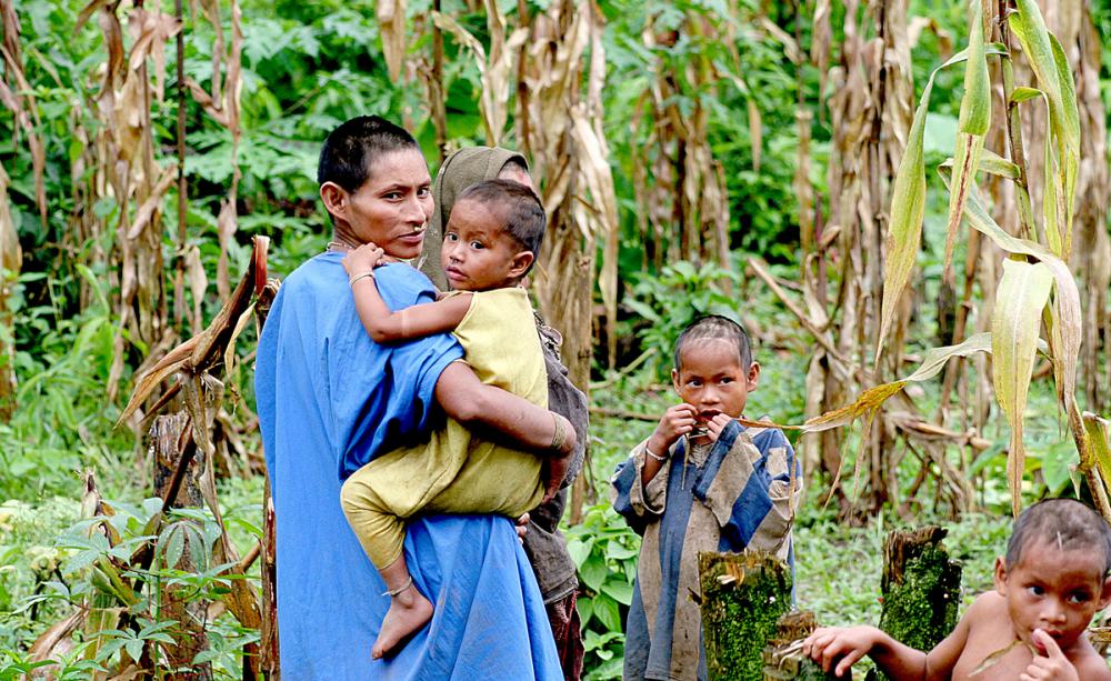 'Matsigenka-Nanti mother and child in the Kugapakori-Nahua-Nanti and Others' Reserve.'
