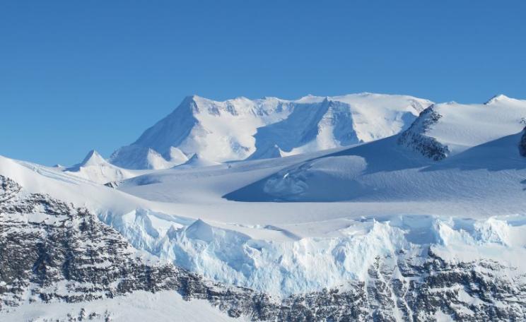 Burn all our fossil fuels, and all the ice in Antarctica will melt, causing sea levels to rise 58m. The Ellsworth Range in Antarctica as seen from the IceBridge DC-8, 22nd October 2012. Photo: NASA Goddard Space Flight Center (CC BY).