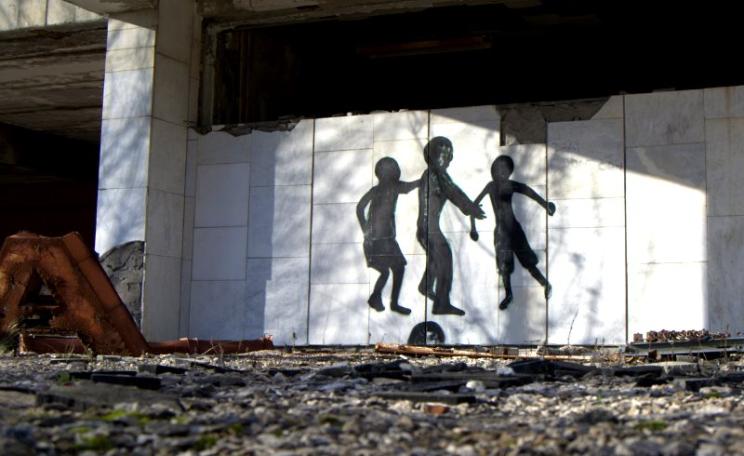 Building at Chernobyl, Ukraine, 15th November 2012. Photo: Stijn D'haese via Flickr (CC BY-NC-SA).
